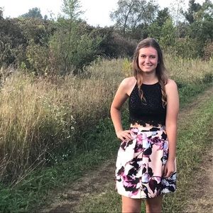 Meet your Posher, Paige